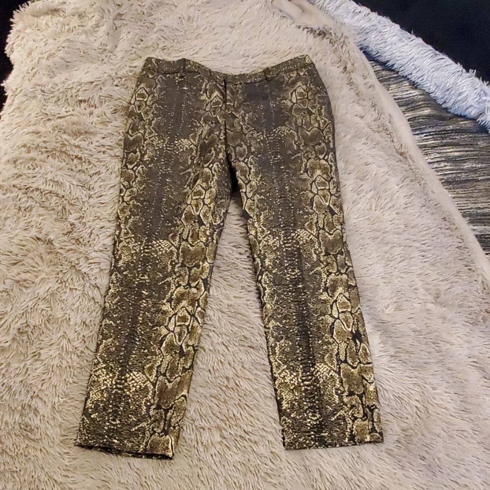 Sexy gold & black Worthington snake print pants - Picture 2 of 8